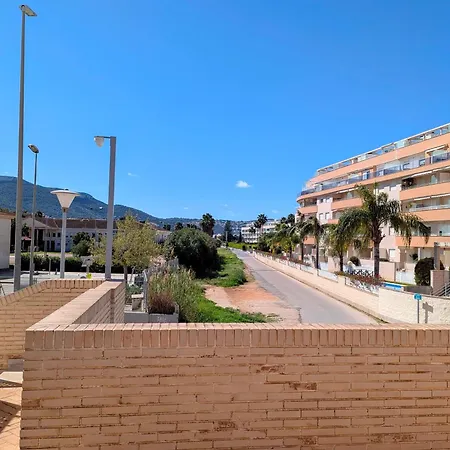 Marina By Edeal Homes 아파트